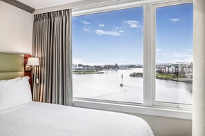 Suite, 1 Bedroom, Waterfront View | Premium bedding, pillowtop beds, in-room safe, desk - Victoria Regent Waterfront Hotel & Suites (Victoria)