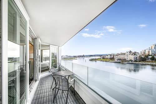 Suite, 1 Bedroom | Balcony