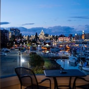 Victoria Regent Waterfront Hotel & Suites