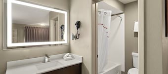 Red Roof Inn Redding