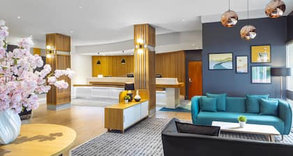 Holiday Inn Leicester by IHG