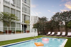 Seasonal outdoor pool