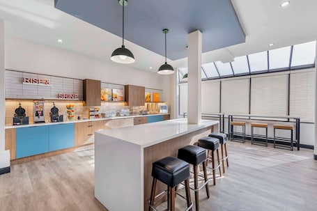 Free daily full breakfast