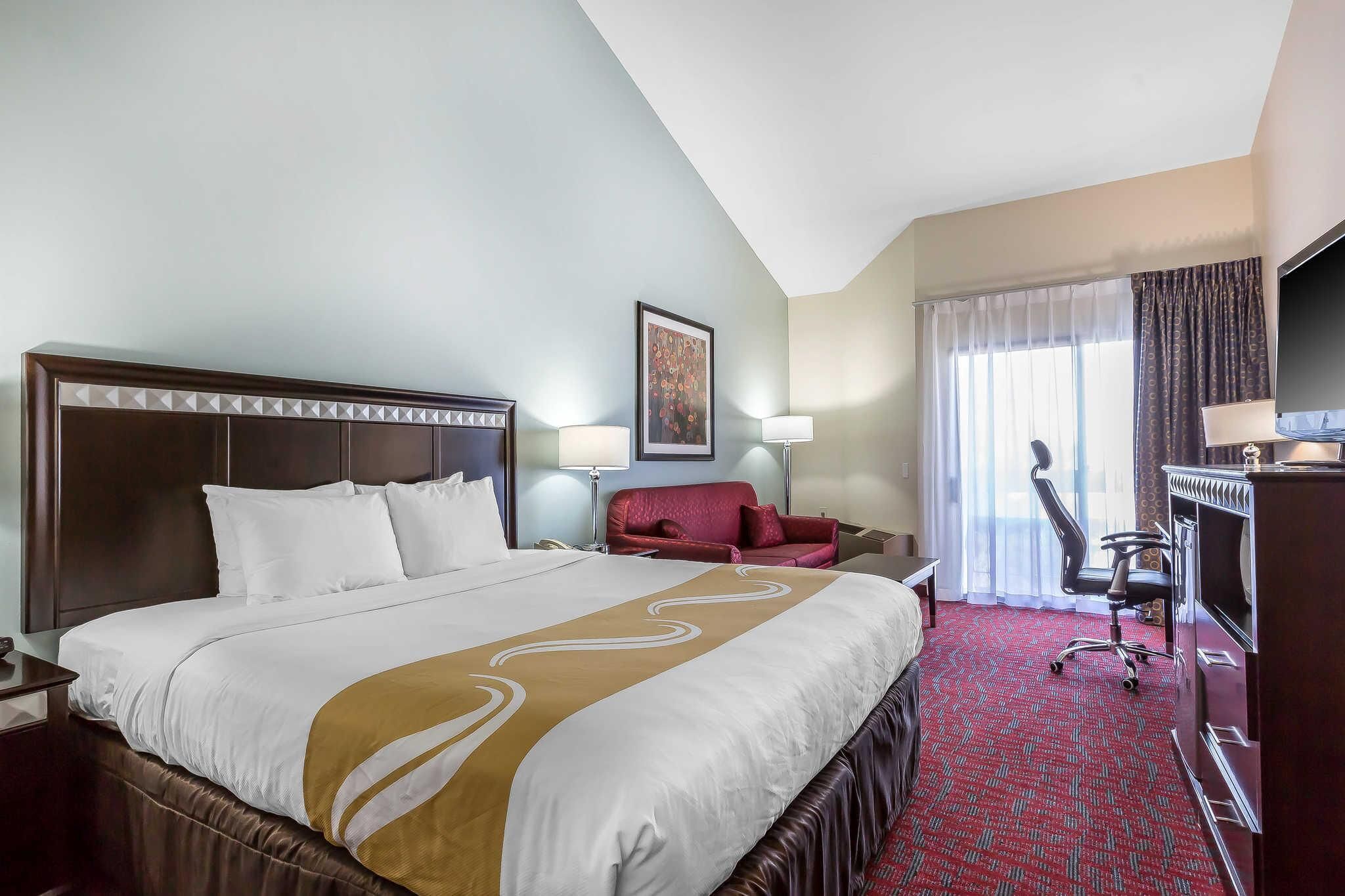 ستائر تعتيم ومكواة/لوح كي وأسرّة أطفال/رضّع (مجانًا) وواي فاي مجانًا