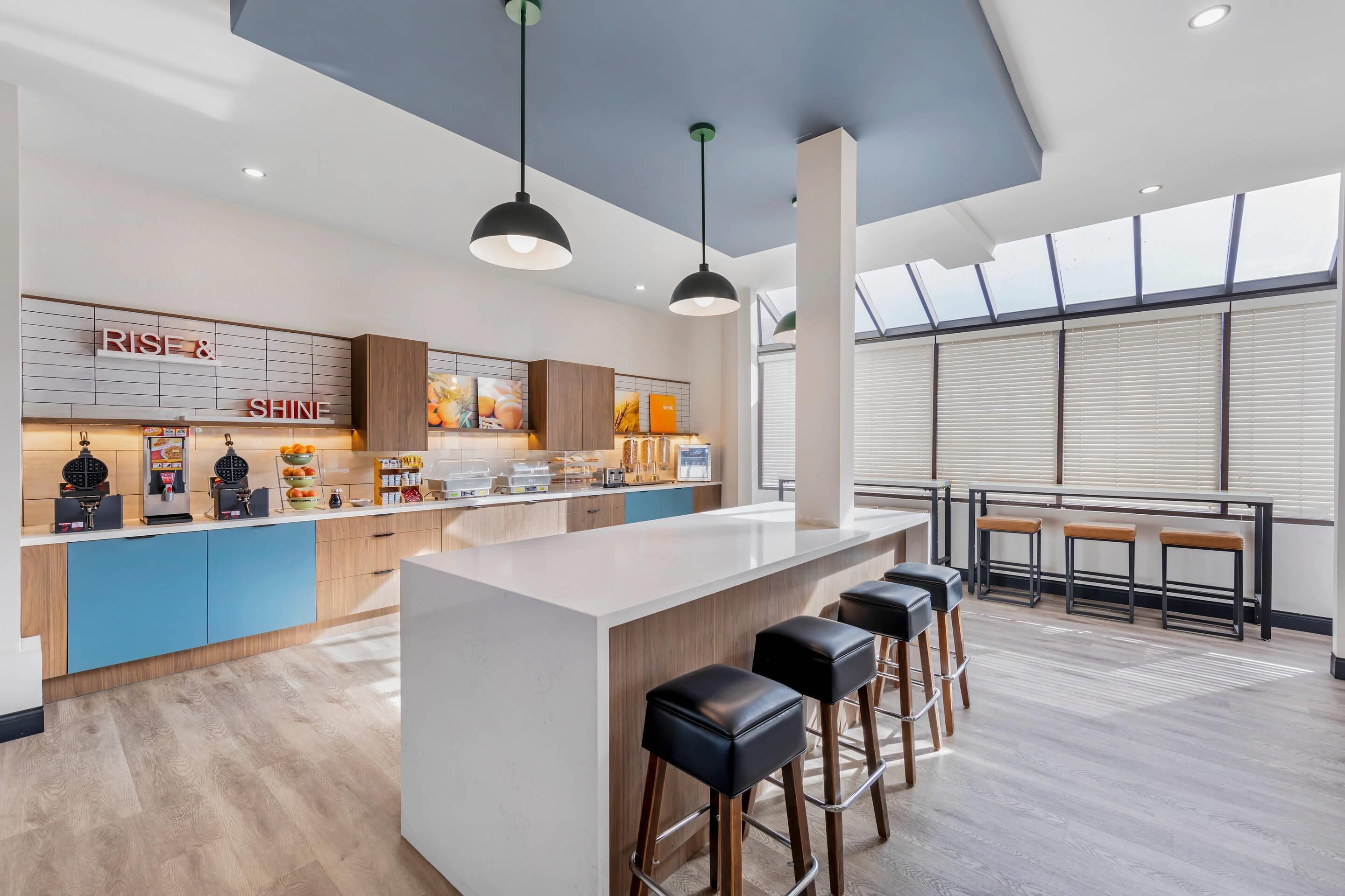 Desayuno completo incluido todos los días 