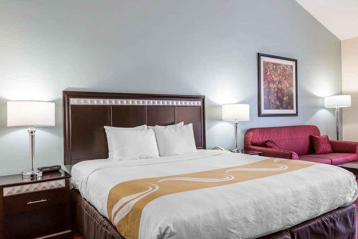 ستائر تعتيم ومكواة/لوح كي وأسرّة أطفال/رضّع (مجانًا) وواي فاي مجانًا