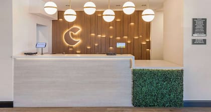 Comfort Inn & Suites Irvine Spectrum
