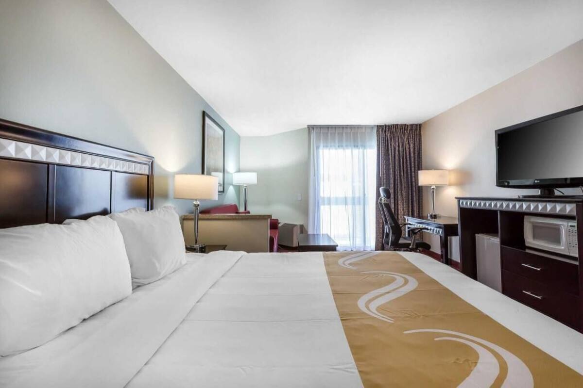 Blackout drapes, iron/ironing board, free cribs/infant beds, free WiFi