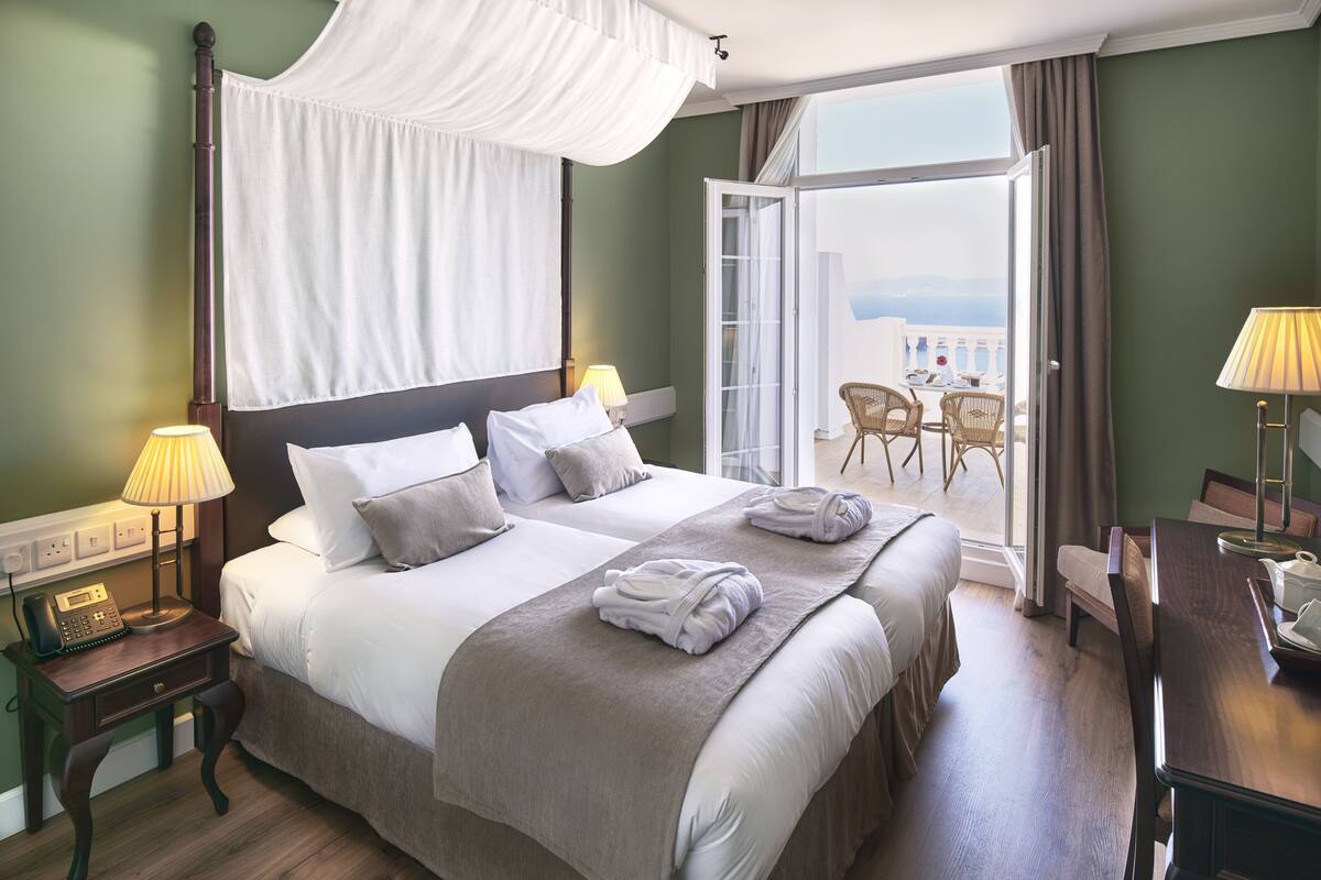 Twin Room, Balcony, Sea View | 1 bedroom, minibar, in-room safe, desk