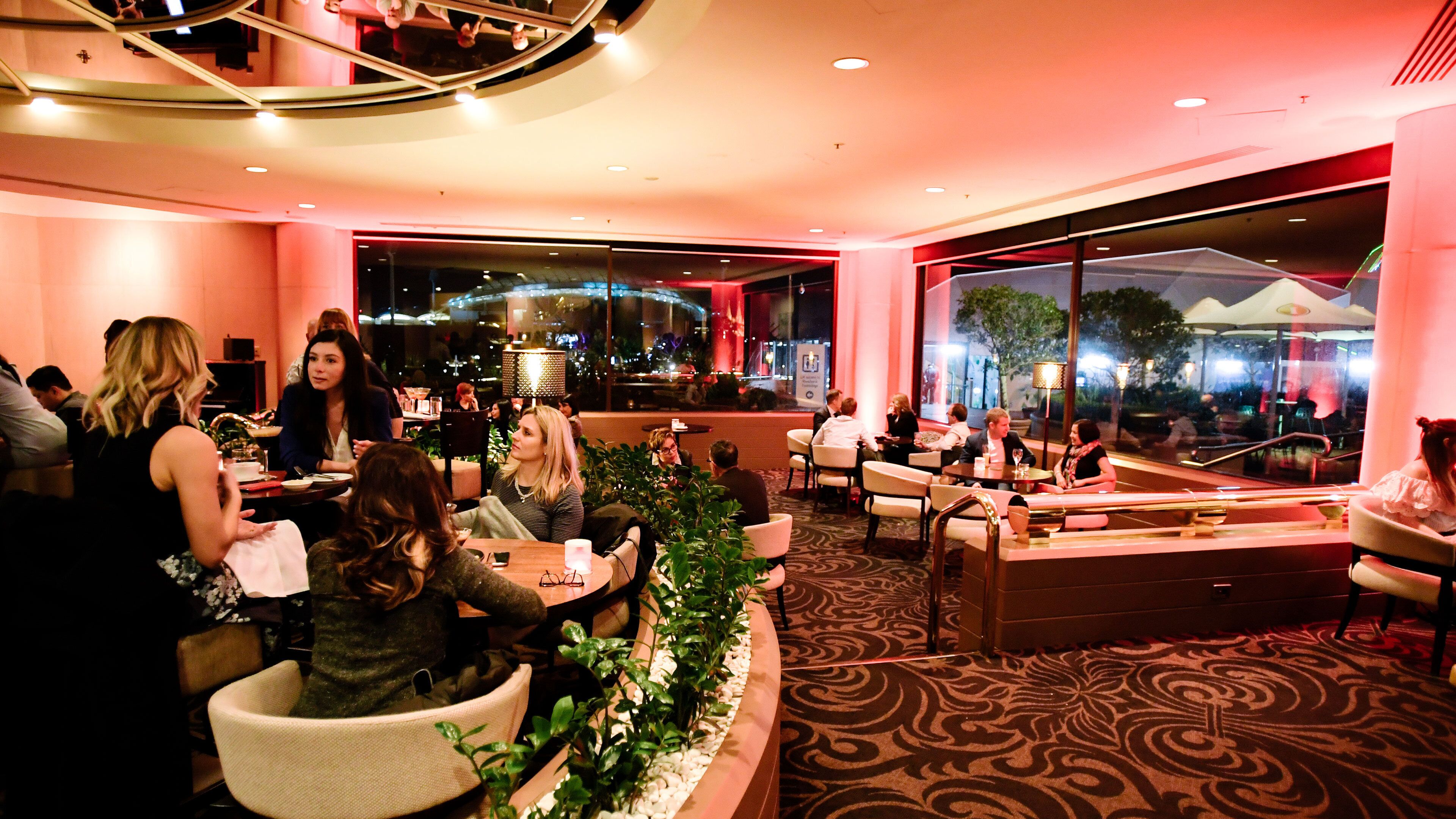 3 restoran, melayani sarapan, makan siang; sajian masakan Jepang