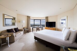 Premium bedding, minibar, in-room safe, desk