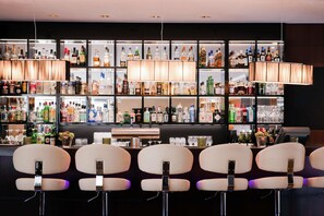 Bar (on property) - Dorint Hotel Bonn (Bonn)