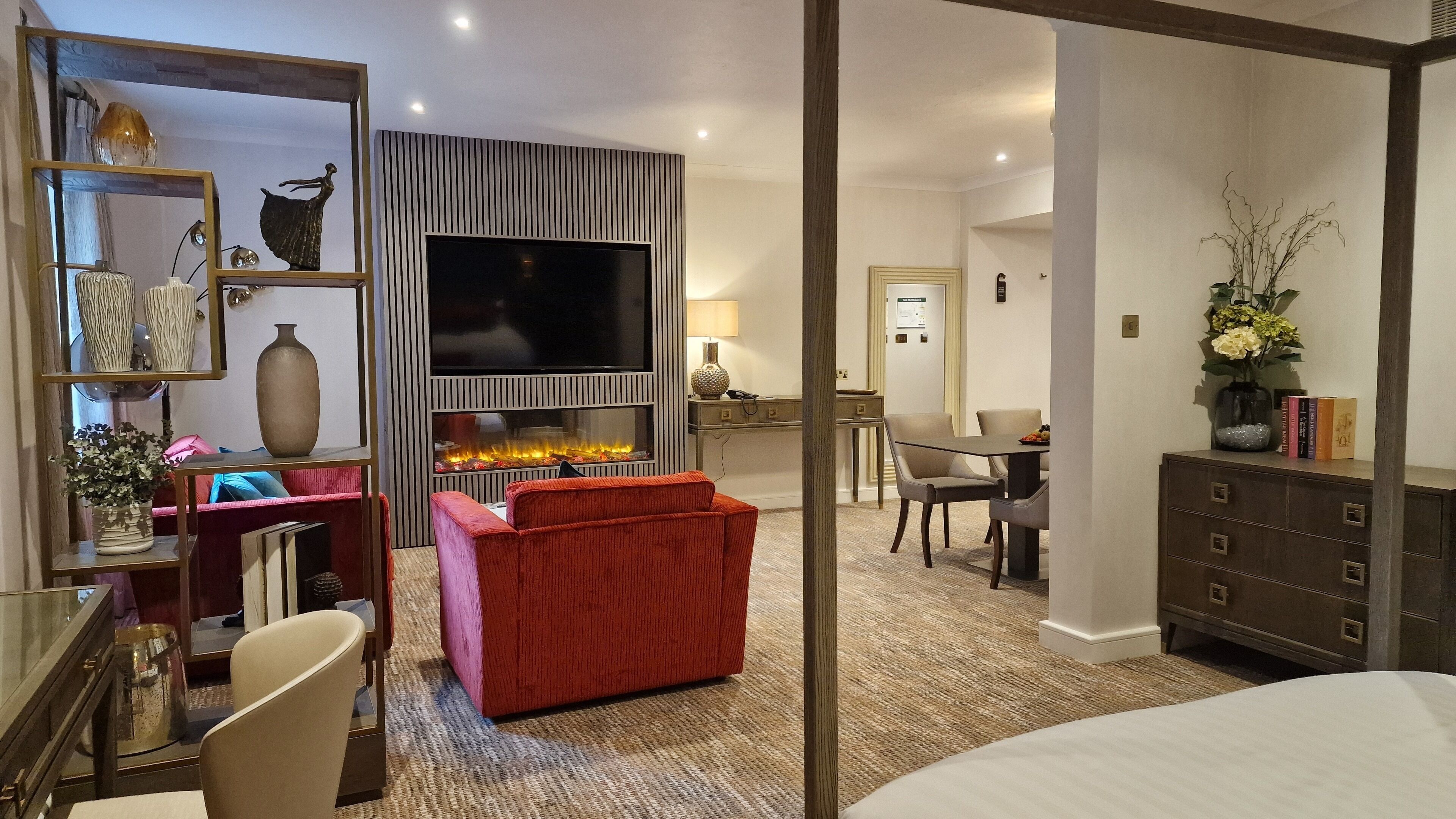 The Willow Suite | Hypo-allergenic bedding, desk, laptop workspace, blackout curtains