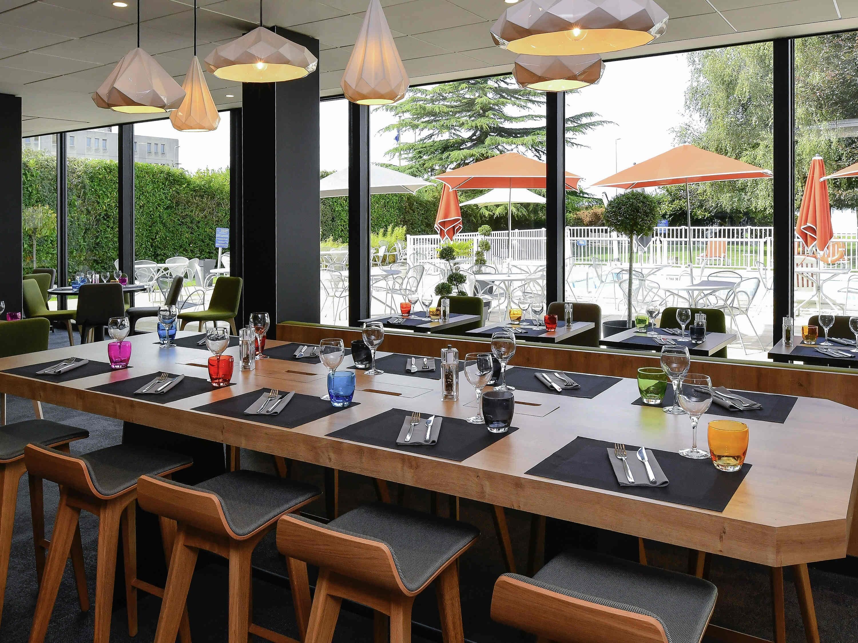 breakfast, lunch, dinner served; french cuisine, pool views