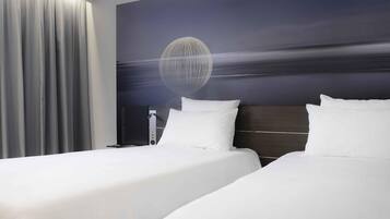 Classic Room, 2 Twin Beds | Desk, blackout drapes, soundproofing, iron/ironing board