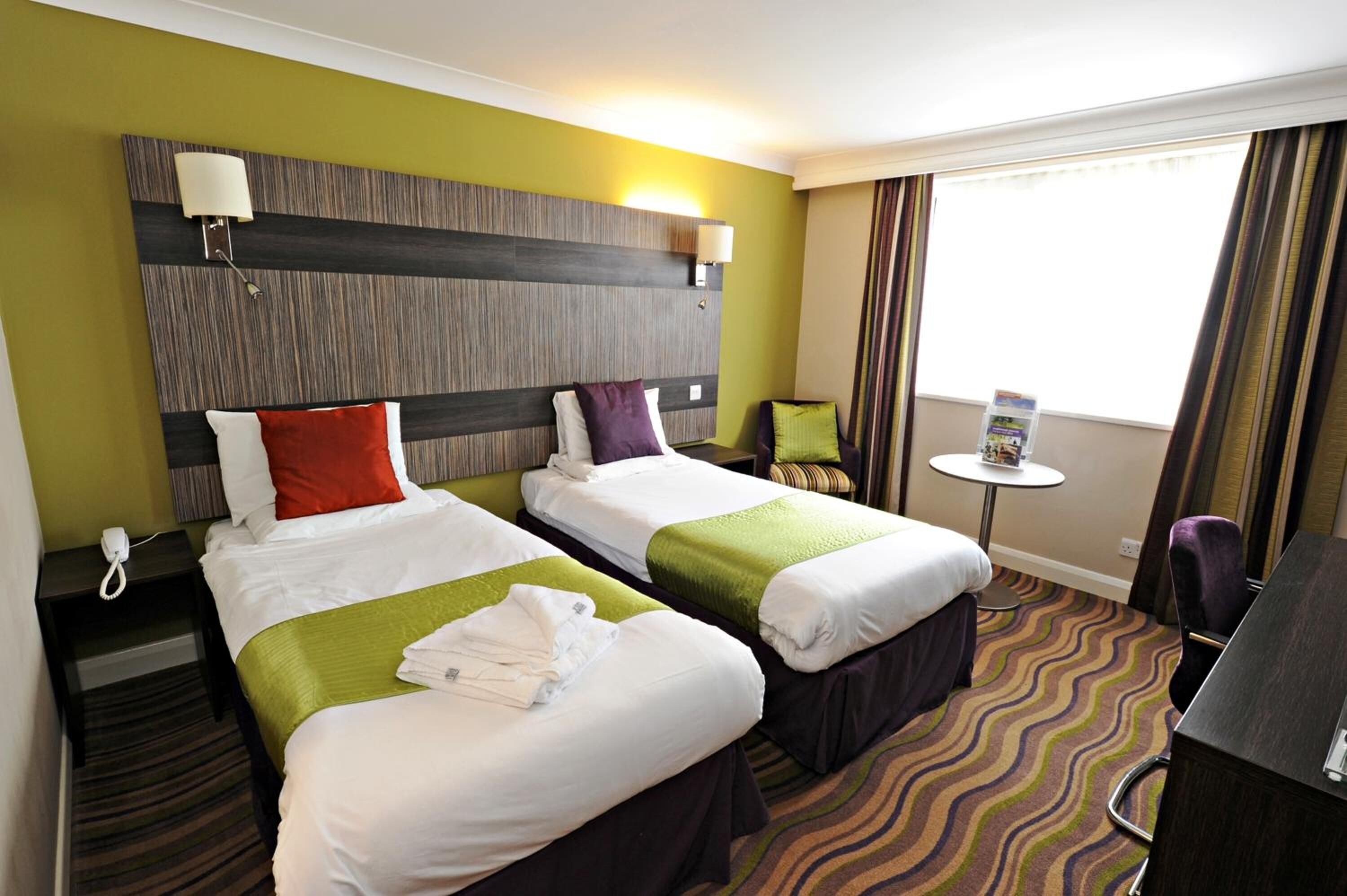 1 bedroom, desk, iron/ironing board, free cots/infant beds