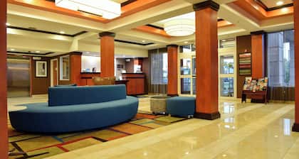 Fairfield Inn & Suites Hartford Airport