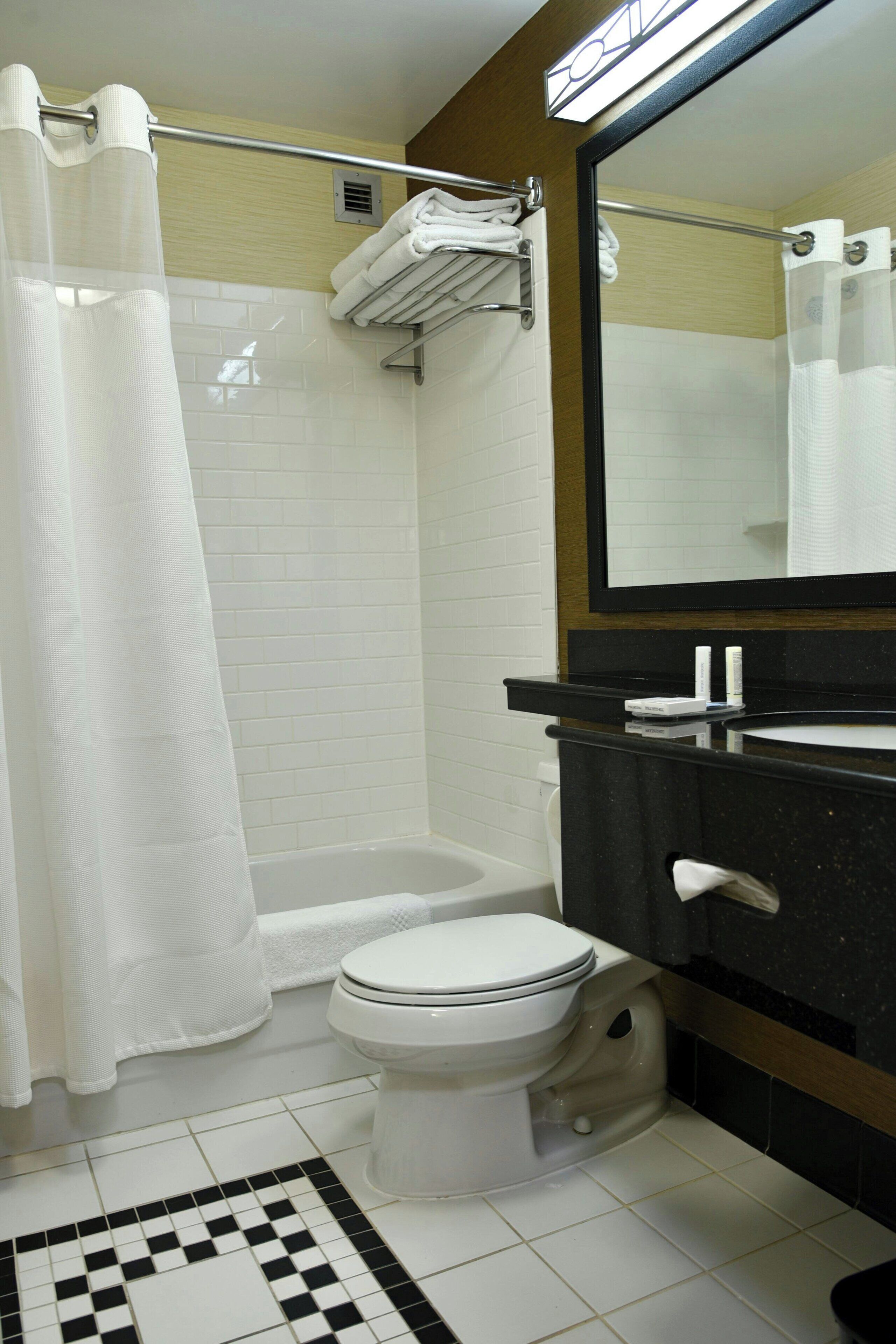 room, 2 double beds | bathroom | combined shower/bathtub, free toiletries, hair dryer, towels
