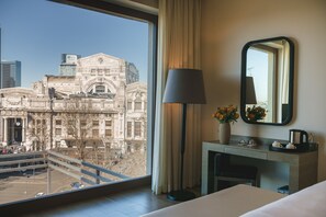 Panoramic Junior Suite | أغطية فراش متميزة وميني بار وخزنة داخل الغرفة ومكتب