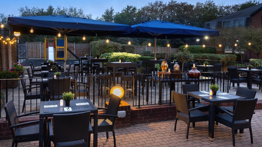 Delta Hotels by Marriott Heathrow Windsor