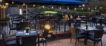 Delta Hotels by Marriott Heathrow Windsor