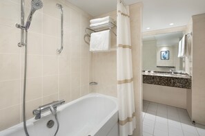 Presidential Suite, 1 Bedroom | Bathroom | Combined shower/tub, free toiletries, hair dryer, towels - Delta Hotels by Marriott Heathrow Windsor (Slough)