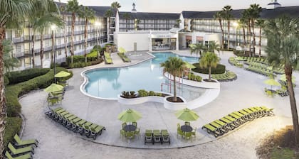 Avanti International Resort