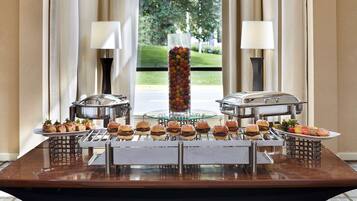 Breakfast, lunch and dinner served