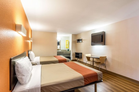 Standard Room, 2 Queen Beds, Non Smoking. Motel 6 San Antonio, TX - South IH-10 East