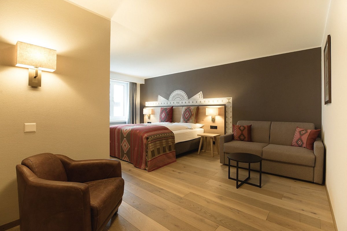 Standard Triple Room | 1 bedroom, premium bedding, down comforters, in-room safe