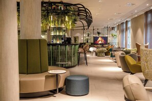2 bars/lounges - Motel One Frankfurt - Hauptbahnhof (Frankfurt)