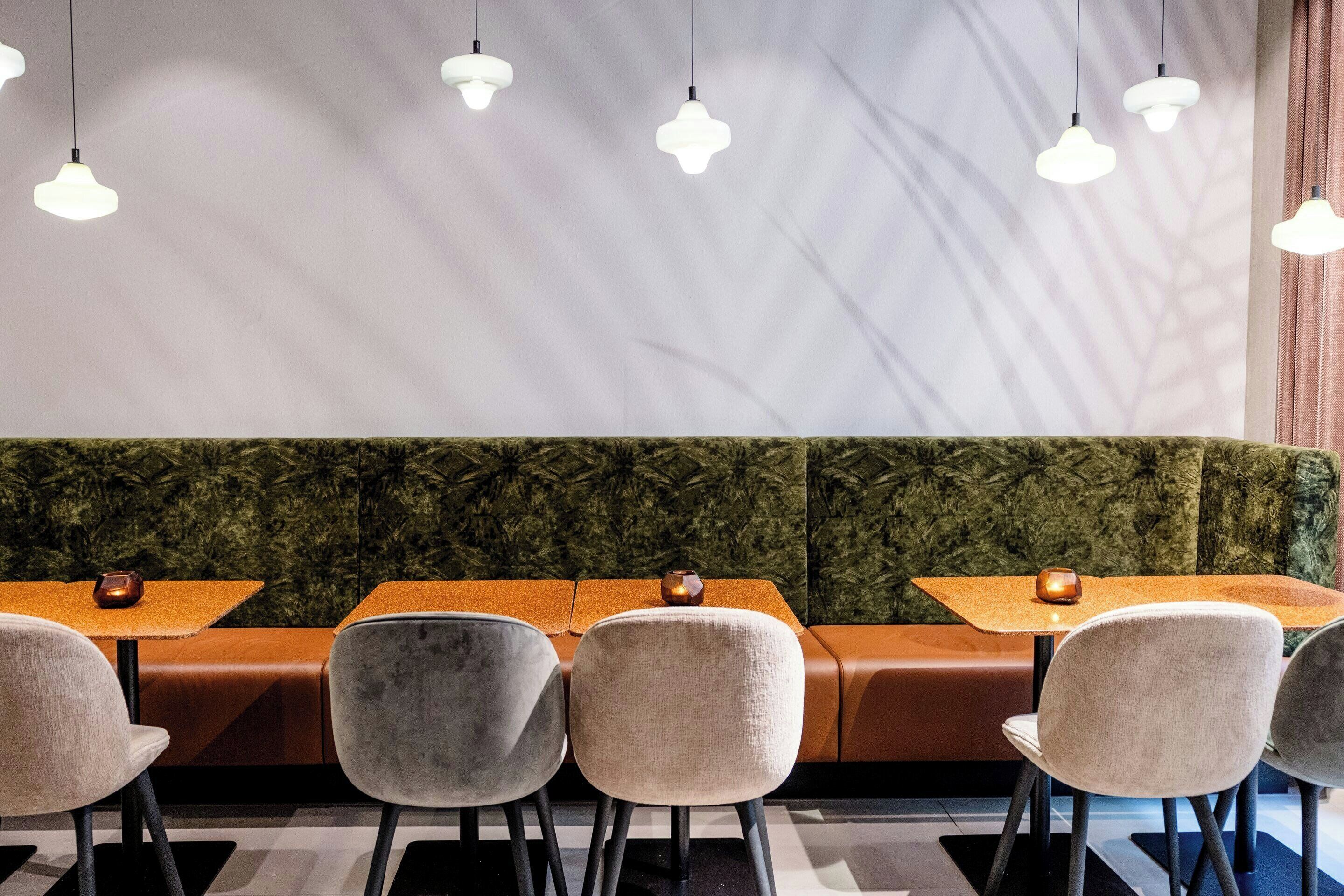 2 quầy bar/khu lounge 