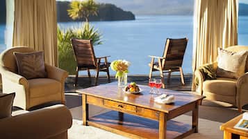 Solitaire Suite | 2 bedrooms, premium bedding, free minibar, in-room safe