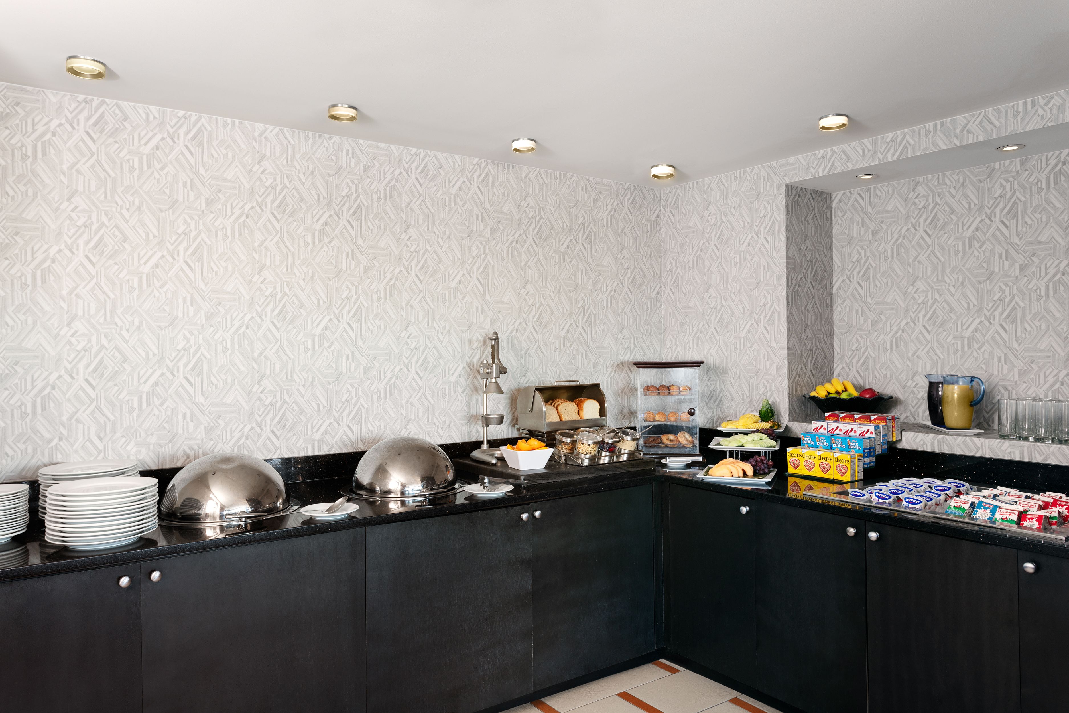 daily full breakfast for a fee