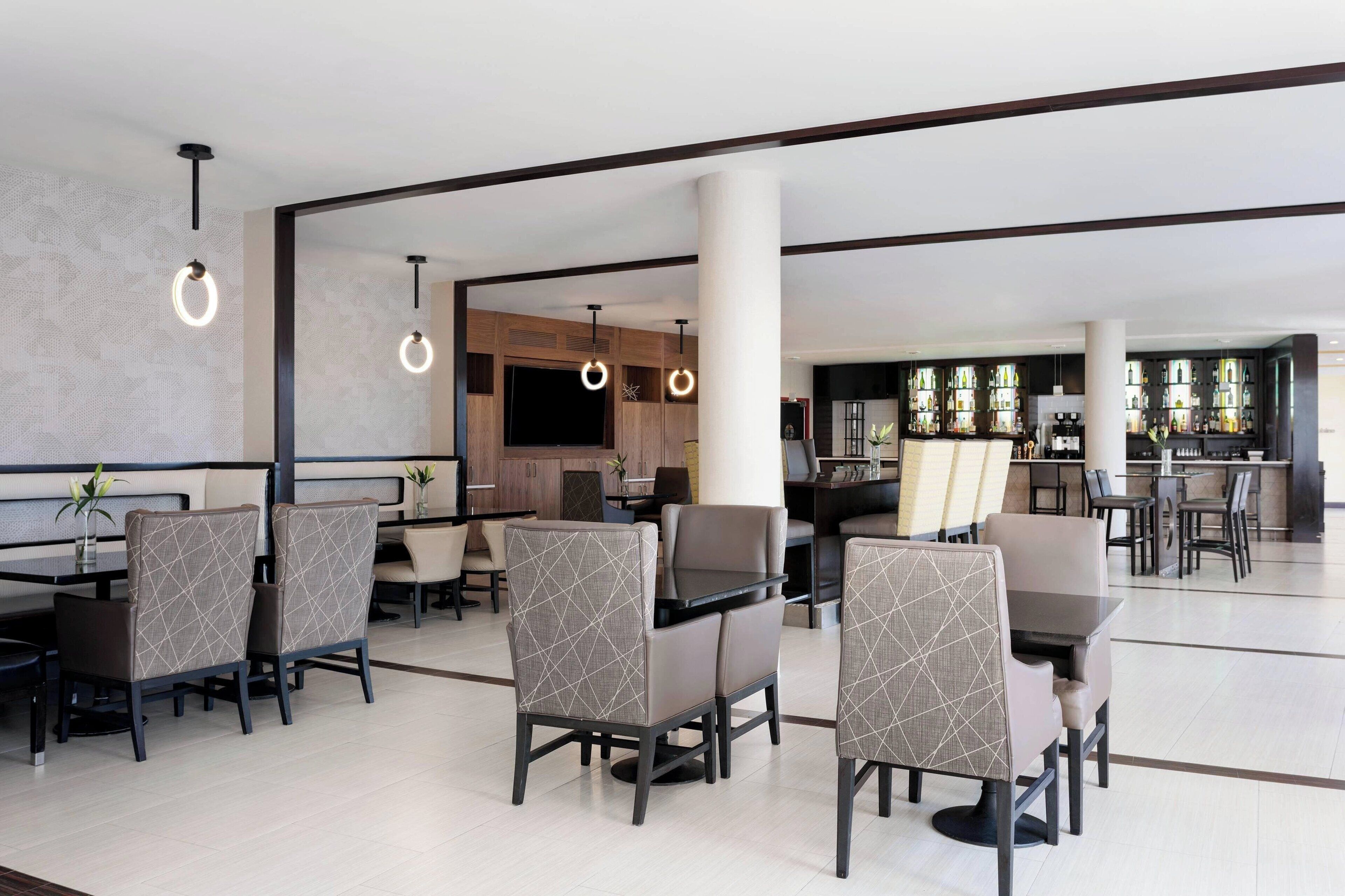 Breakfast, lunch and dinner served