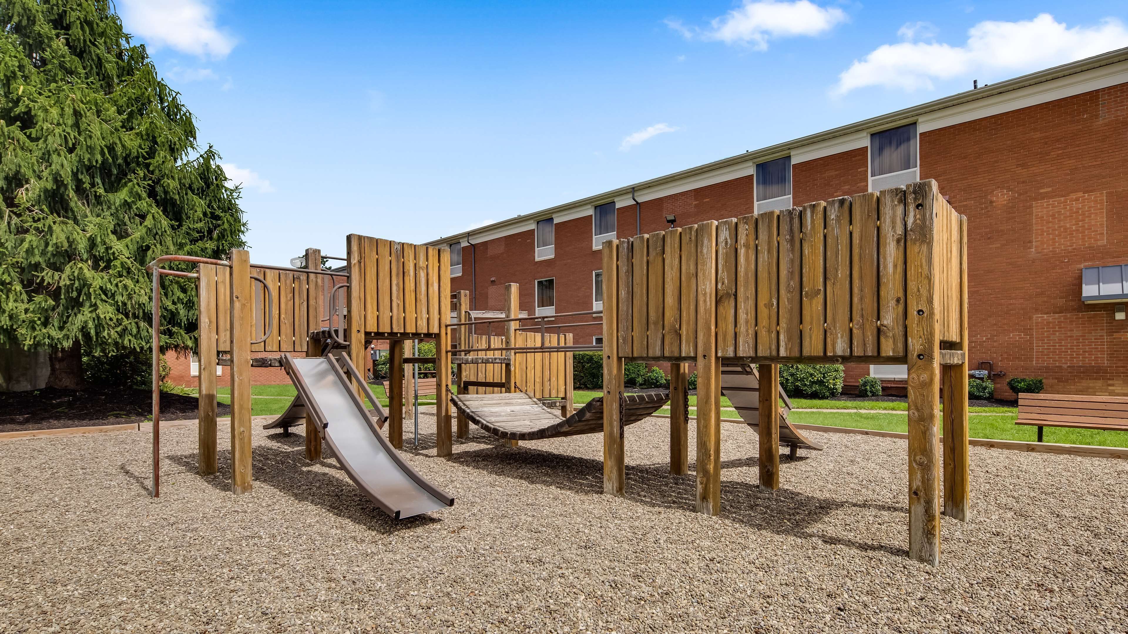 children’s play area – outdoor