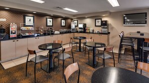 Free daily buffet breakfast 