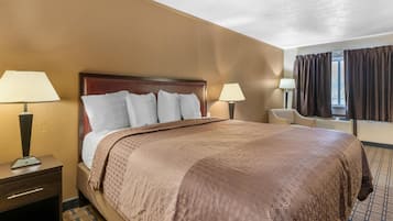 Standard Room, 1 King Bed, Non Smoking, Refrigerator & Microwave