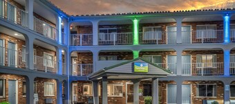 SureStay Hotel by Best Western Summersville