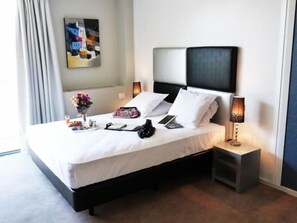 Front of property - Yes Hôtel (Avignon)