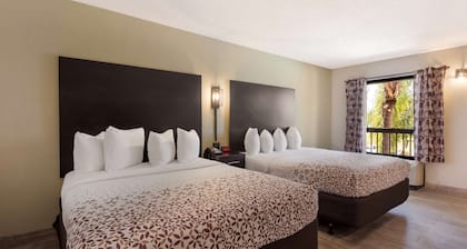 SureStay Hotel by Best Western St. Pete Clearwater Airport