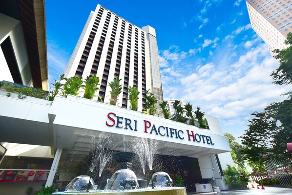 Front of property - Seri Pacific Hotel Kuala Lumpur (Kuala Lumpur)