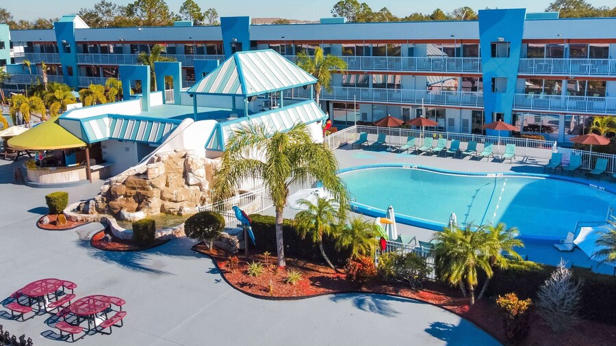 Ramada by Wyndham Hotel & Water Park
