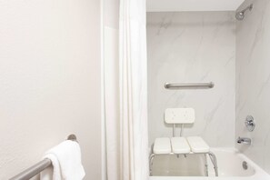 Room, 1 King Bed, Accessible, Non Smoking | Bathroom | Combined shower/tub, free toiletries, towels
