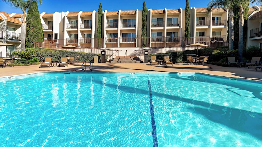 Best Western Plus Royal Oak Hotel