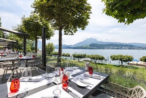 Sundeck