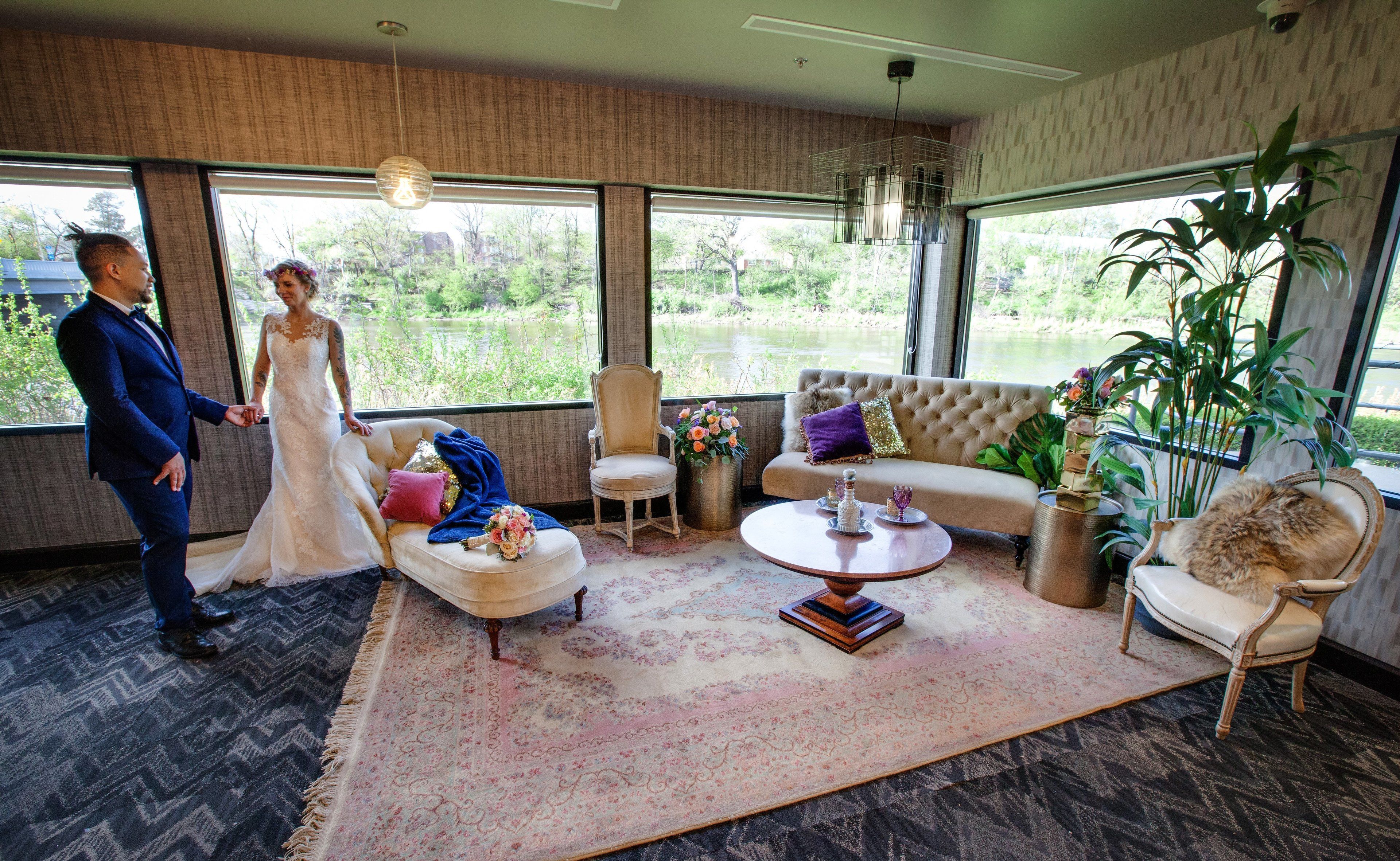 daily full breakfast (usd 16 per person)