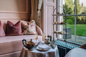 Interior detail - Champneys Mottram Hall (Macclesfield)