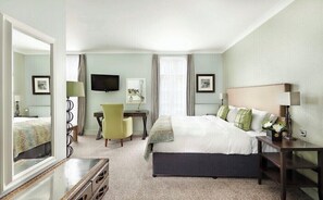 패밀리룸, 킹사이즈침대 1개 | 1 개의 침실, 이집트산 면 시트, 고급 침구, 각각 다른 스타일의 인테리어