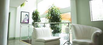 Hollywood Celebrity Hotel